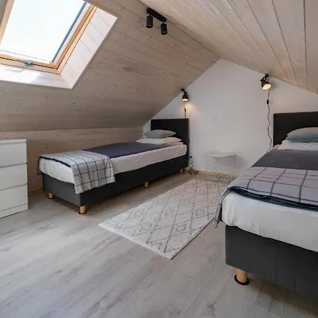 Pod Debami Appartamento Sarbsk