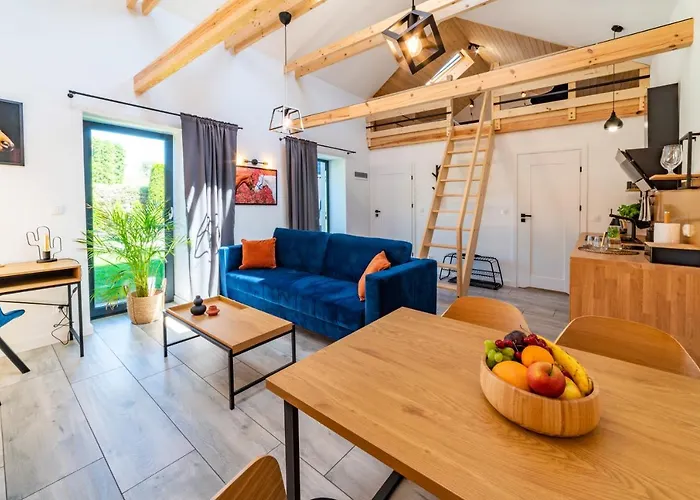 アパート Pod Debami Stadnina Koni Jezioro I Morze