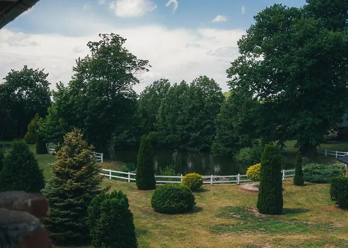 Pod Debami Stadnina Koni Jezioro I Morze * Sarbsk